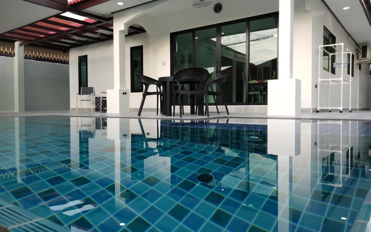 Private Pool Villa With Jacuzzi At Royal Park Village - Walk To The Beach - 6 People - Max 3 Males (Adults Only) Praia de Jomtien Exterior foto